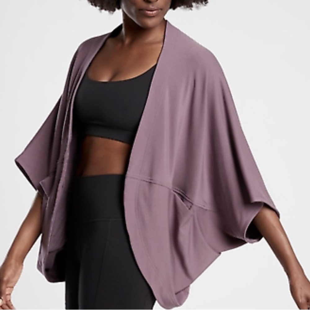 Athleta Cocoon Wrap Volcanic Violet